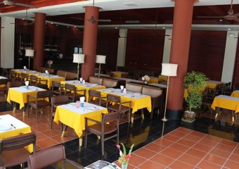 Restaurant — photo 2